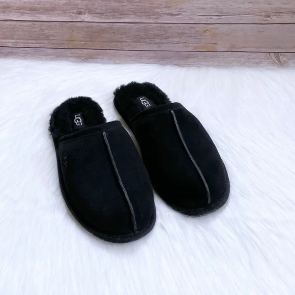 UGG Women’s Pearle Slippers In Black - Picture 5 of 8